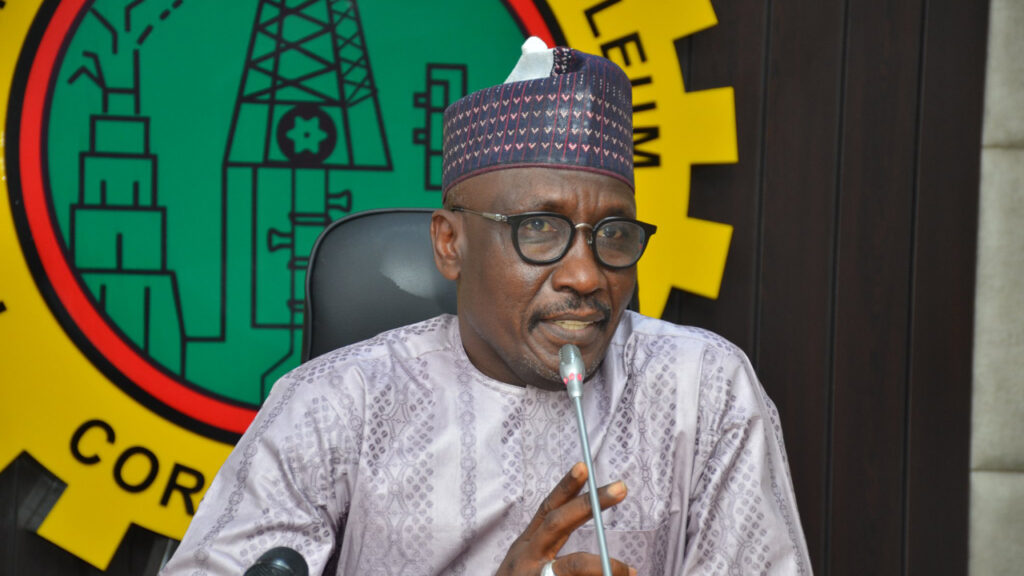 He said that the decision of the NNPC to be on the board of the Dangote refinery was a calculated attempt, adding that as at today Nigeria does not have strategic storage. “We are taking interest in Dangote refinery and up till now he does not want us to take 50 per cent equity and it was structured on the fact that he must buy 3000 barrels of crude oil from us per day,” he stated. He said that Dangote had a choice to buy crude oil from anywhere in the works but we insisted that he must buy from the country, stressing that it was a good deal the NNPC was proud to enter into. Kyari said that contrary to insinuation, the NNPC had not abandoned the country’s refineries and it was not about taking 500 million dollars loan to repair them. He said that non of the country’s refineries had undergone full scale rehabilitation since 2000.